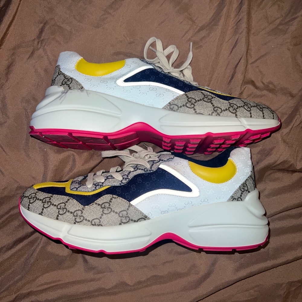 Men Gucci sneakers